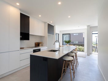 Easy living end terrace home