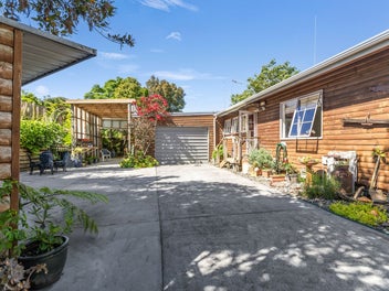 Country Charm with City Conveniences