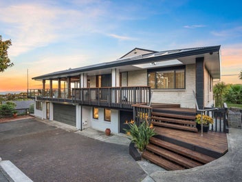 Space, Views & Privacy, The Ultimate Bays Retreat