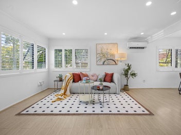 Your Close-to-the-Coast Family Haven