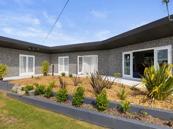 Sunny and Ready to Enjoy!