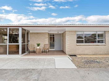 North-facing Brick & Tile Beauty