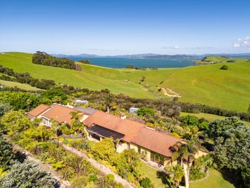 Ever-Changing Seascape – A Home Of Beauty & Soul