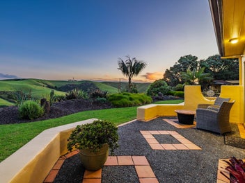 Clear Price, Coastal Character, Water Views