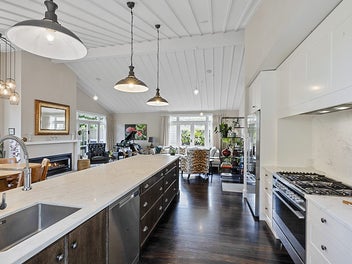 Elegance Meets Location