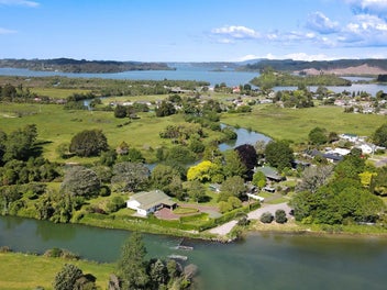 Timeless Waterside Estate