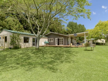 HEALTHY OUTDOOR LIFESTYLE WHERE KIDS CAN BE KIDS