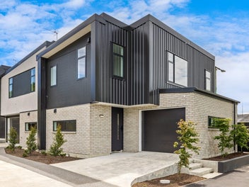 St Albans Standout in Zone!