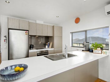 SUNNY, STYLISH AND SO VERSATILE