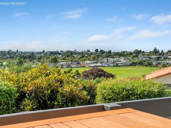 Gorgeous Views & Garden Vibes