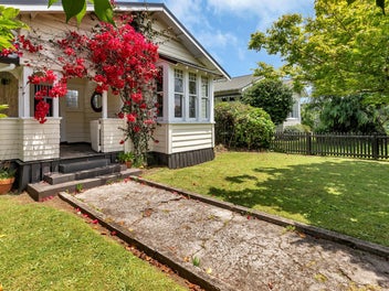 Absolute Prime Location, Regent