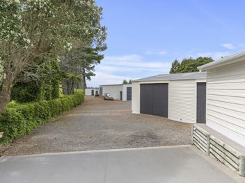 Sheds - Close To Home