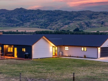 Lifestyle Luxury Meets Panoramic Perfection