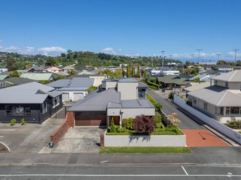 Premium Location & Potential Plus