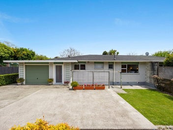 Tightly Held City-Fringe Gem!