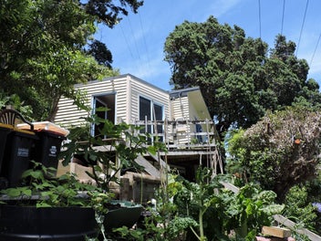 THE LOOK OUT, TE MATA BAY BEACH!