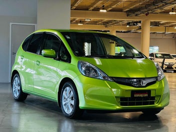 2012 Honda Fit Hybrid Premium Package