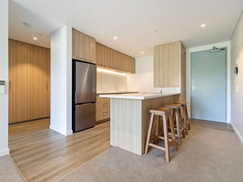 Modern living, mountain views – exceptional...