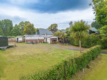 Freehold Tokaanu Section With a Head Start