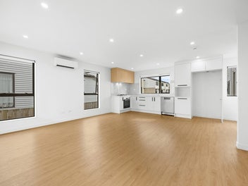 Stylish & Low-Maintenance Modern Living