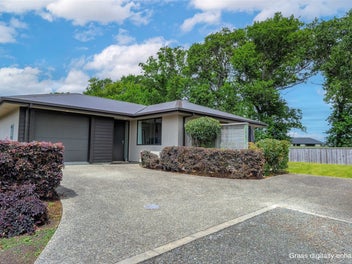 Low-Maintenance Living in Prime Location