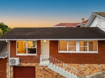 Affordable Unit with Stunning Sea Views!