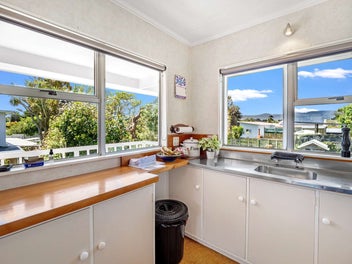 Coastal Space, Flexibility & Lifestyle