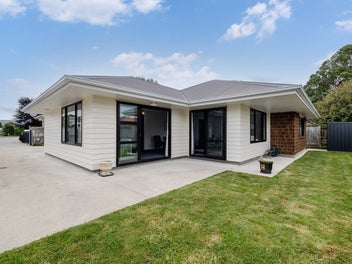 EFFORTLESS LIVING, EVERYDAY CONVENIENCE