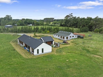 Scale, modern comfort, outstanding location