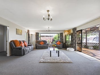 Expansive Family Retreat in Mansfield Park