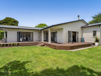 Relaxed Rural Lifestyle Starts Here