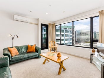 KATE SHEPPARD | MINT CONDITION