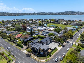 Move In Ready - Perfect Location - 2&3 Bed's!