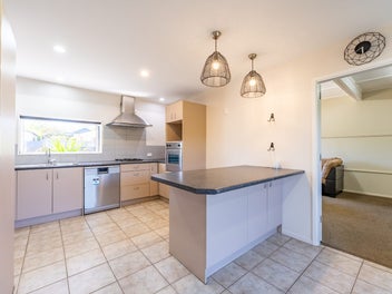 Space. Sunshine. Sorted.