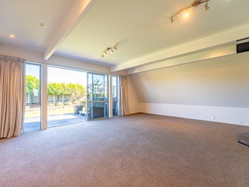 NO PLAN B. OWNERS MUST SELL.