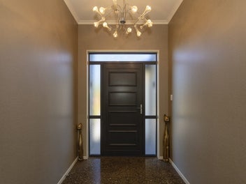 PRIVATE, PRACTICAL, PERFECTLY POSITIONED