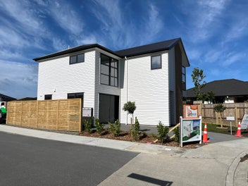 Move in ready, Living in Navigation Heights