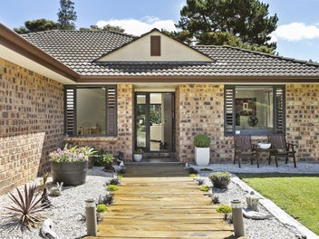 FUTURE URBAN CORNER POSITION - FAMILY LIVING