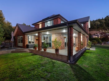 Dream Big, Stunning Home!