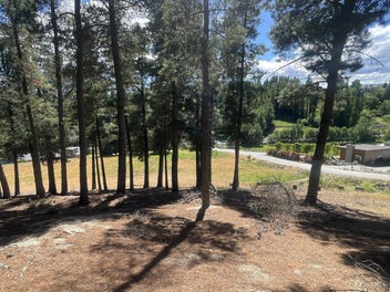 Lifestyle Section Minutes from Alexandra