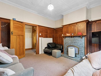 Large Cashflow Student Investment