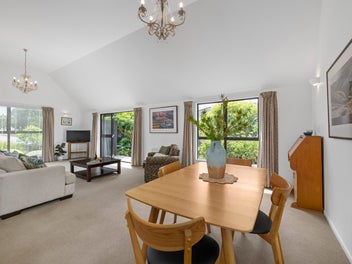 Quiet, Modern and Exceptionally Located