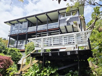 Vendor says – Let’s get it sold!