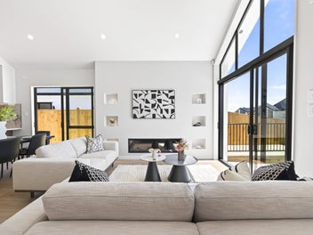 Prime Family Living - 2 Kitchens & 2 Master Suites