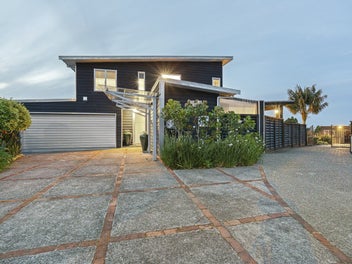 Elevated Hidden Treasure In Welbourn