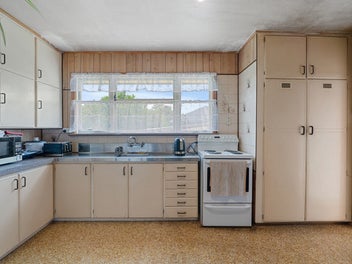 Must be sold before Christmas