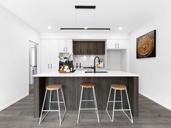 BRAND NEW 5 BED HOME WITH INCOME POTENTIAL