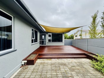 Calling Big Families!