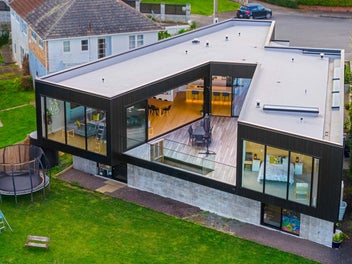 A masterpiece on the waterfront