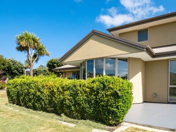 Price Reduction! Bring us your Offer!!